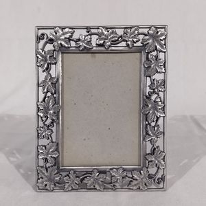 Malden International Design Silver Foliage Photo Frame